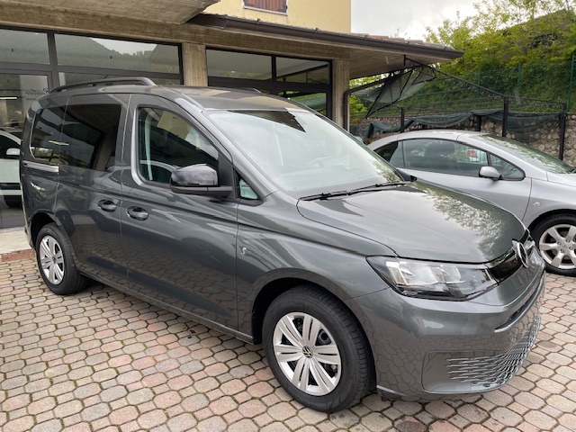 VOLKWAGEN CADDY 1.5 TSI 5/POSTI VETTURA KM 0 IMM 04/2024 (Copia) - Image 8