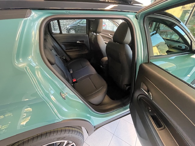 JEEP AVENGER 1.2 HYBRID MHEV 100 MODELLO SUMMIT DA 30.990 € TETTO APRIBILE +PACCH INFOTAINMENT - Image 14