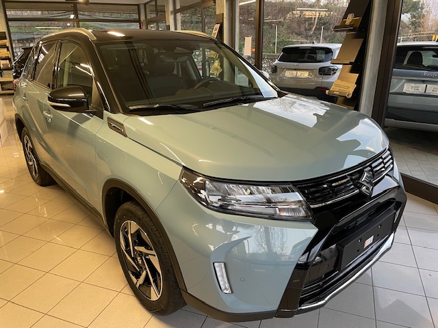 NUOVE SUZUKI VITARA 1.4 HYBRID 4WD ALLGRIP 129 CV € 26900 KM 0 2024 - Image 4
