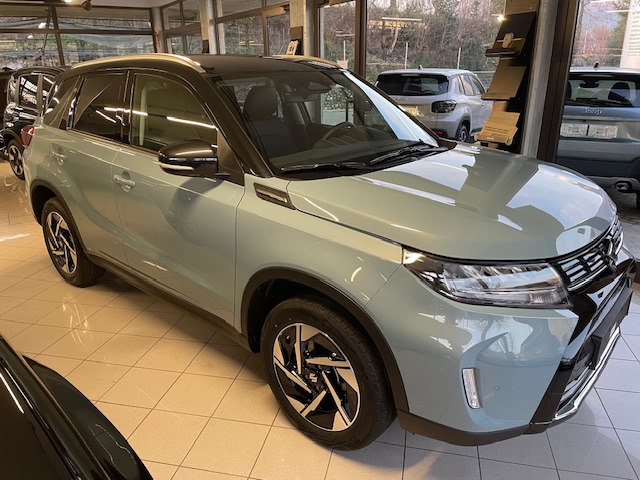 NUOVE SUZUKI VITARA 1.4 HYBRID 4WD ALLGRIP 129 CV € 26900 KM 0 2024