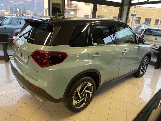 NUOVE SUZUKI VITARA 1.4 HYBRID 2WD E 4WD COOL E TOP CV 23.990€ - immagine 2