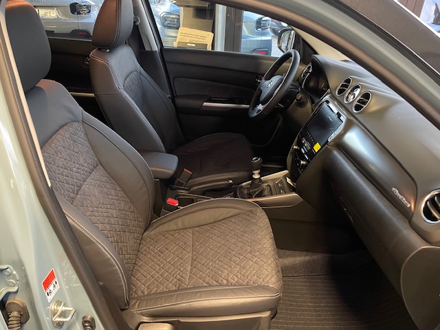 NUOVE SUZUKI VITARA 1.4 HYBRID 2WD E 4WD COOL E TOP CV 23.990€ - immagine 13