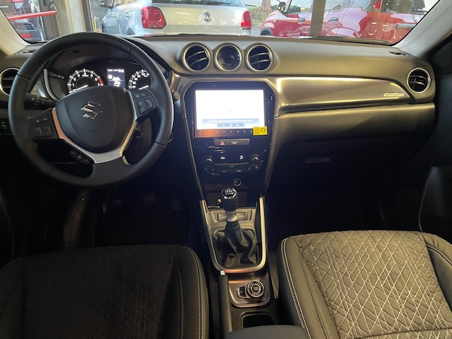 NUOVE SUZUKI VITARA 1.4 HYBRID 2WD E 4WD COOL E TOP CV 23.990€ - immagine 21