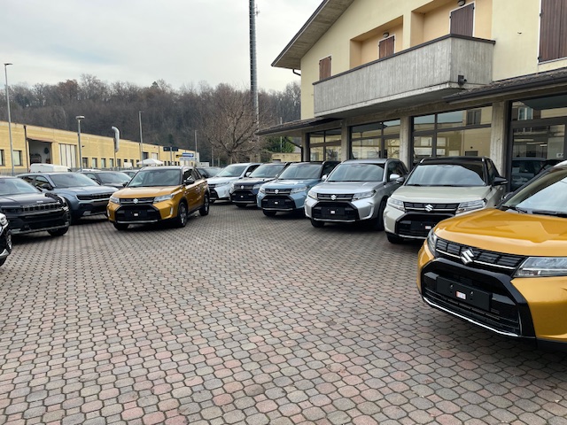 NUOVE SUZUKI VITARA 1.4 HYBRID 2WD E 4WD COOL E TOP CV 23.990€