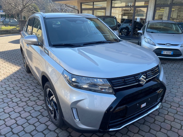 NUOVE SUZUKI VITARA 1.4 HYBRID 4WD ALLGRIP 129 TOP CV € 26.900 KM 0 2024 GUIDABILE DA NEOPATENTATI!!