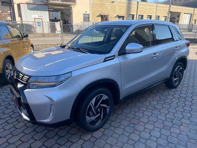 NUOVE SUZUKI VITARA 1.4 HYBRID 2WD E 4WD COOL E TOP CV 23.990€ - immagine 5