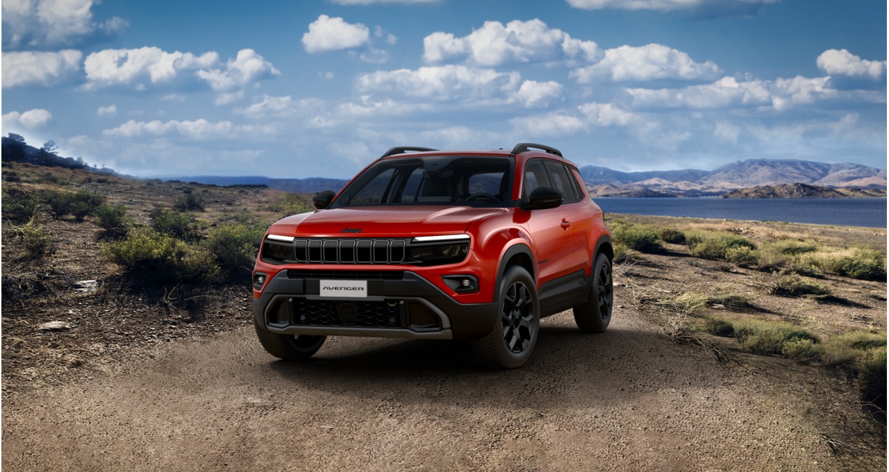 JEEP AVENGER 1.2 TURBO 4XE 100 KW 136 CV ATOMATICA UPLAND 30.490€