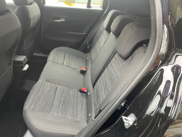 JEEP AVENGER 1.2E-DCT6 Turbo Hybrid MHEV (automatica!! + PACCHETTO Infotainment Convenience +Winter pack25.990€ - immagine 15