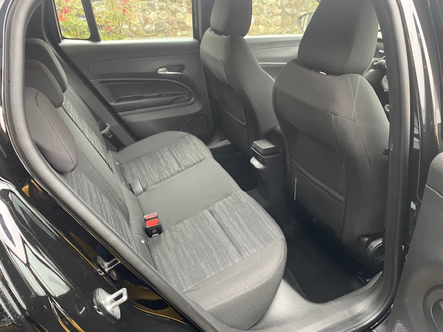 JEEP AVENGER 1.2E-DCT6 Turbo Hybrid MHEV (automatica!! + PACCHETTO Infotainment Convenience +Winter pack25.990€ - immagine 18