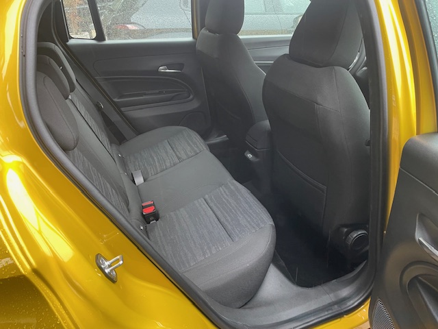 JEEP AVENGER 1.2E-DCT6 Turbo Hybrid MHEV (automatica!! + PACCHETTO Infotainment Convenience +Winter pack25.990€ - immagine 25