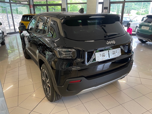 JEEP AVENGER 1.2 E-DCT6 HYBRID MHEV SUMMIT +Infotatinment PREZZO 28.990€ KM 0 - 04-2025 - Image 3