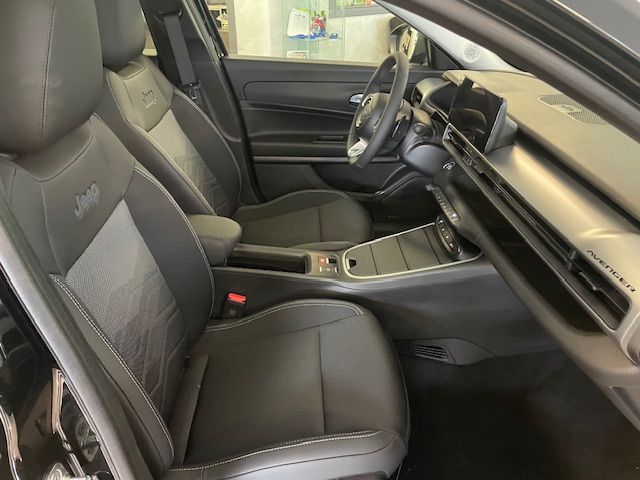 JEEP AVENGER 1.2 E-DCT6 HYBRID MHEV SUMMIT +Infotatinment PREZZO 28.990€ KM 0 - 04-2025 - Image 54