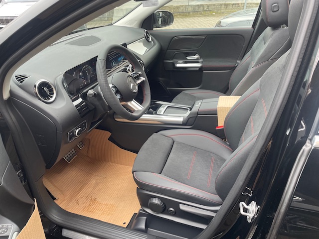 MERCEDES GLA 200 D 7G-DCT AMG Line 150CV km 0 01/2026prezzo 46.500€ - Image 33