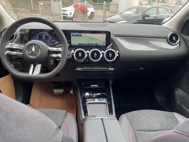 MERCEDES GLA 200 D 7G-DCT AMG Line 150CV km 0 01/2026prezzo 46.500€ - Image 37