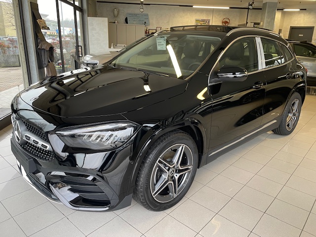 MERCEDES GLA 200 D 7G-DCT AMG Line 150CV km 0 01/2026prezzo 46.500€ - Image 5