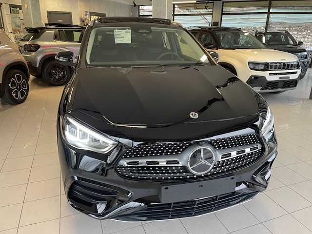 MERCEDES GLA 200 D 7G-DCT AMG Line 150CV km 0 01/2026prezzo 46.500€ - Image 9