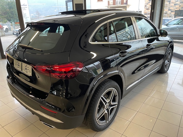 MERCEDES GLA 200 D 7G-DCT AMG Line 150CV km 0 01/2026prezzo 46.500€ - Image 14
