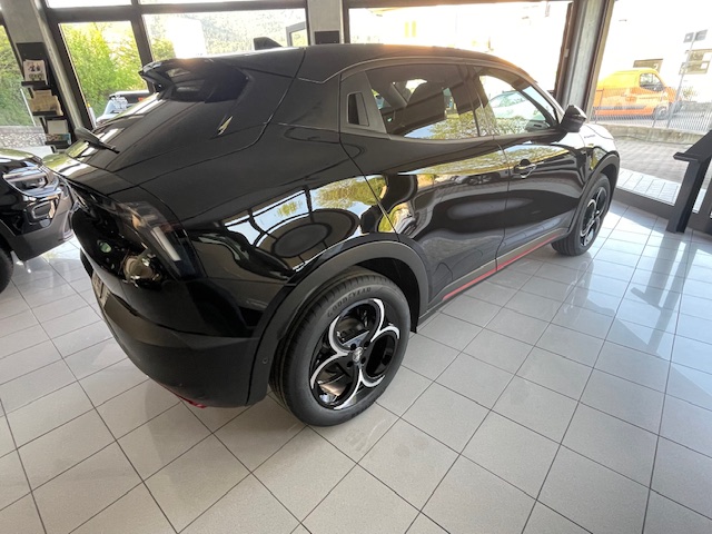 ALFA ROMEO JUNIOR IBRIDA SPECIALE 145CV e DCT6 + PACCH THEC+TETTO APRIBILE!! IMM 02/2026 € 30.490 - immagine 9