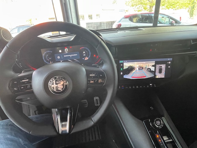 ALFA ROMEO JUNIOR IBRIDA SPECIALE 145CV e DCT6 + PACCH THEC+TETTO APRIBILE!! IMM 02/2026 € 30.490 - immagine 35