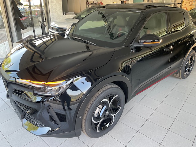 ALFA ROMEO JUNIOR IBRIDA SPECIALE 145CV e DCT6 + PACCH THEC+TETTO APRIBILE!! IMM 02/2026 € 30.490 - immagine 38
